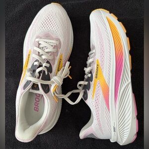 Brooks Women's Ghost 17